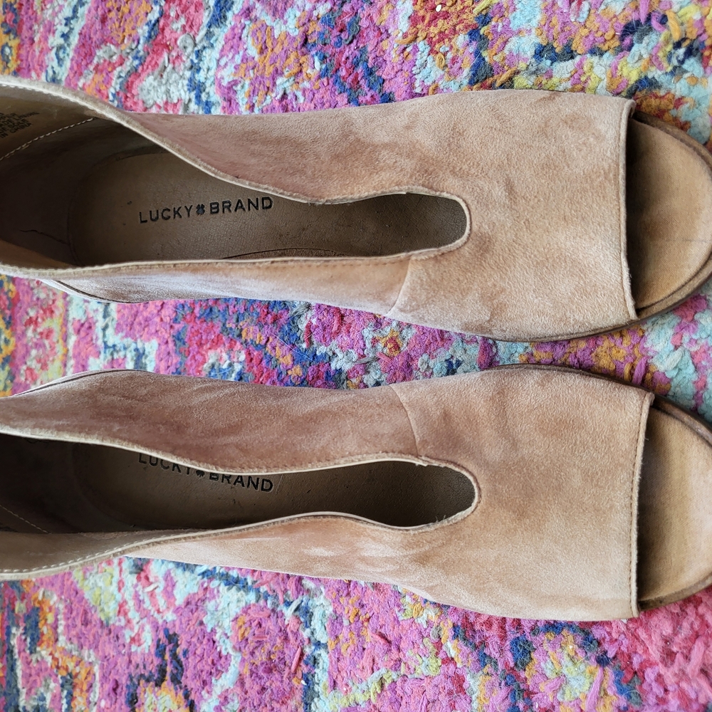 Lucky Brand Women's Tan Peep Toe Shoes